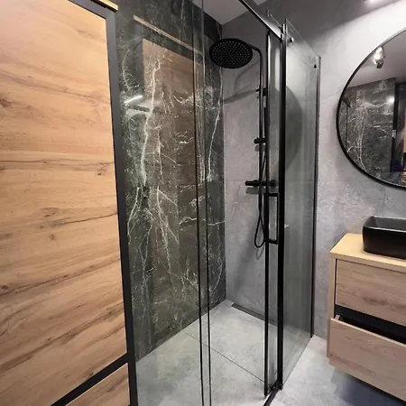 アパート New Luxury In ヴロツワフ